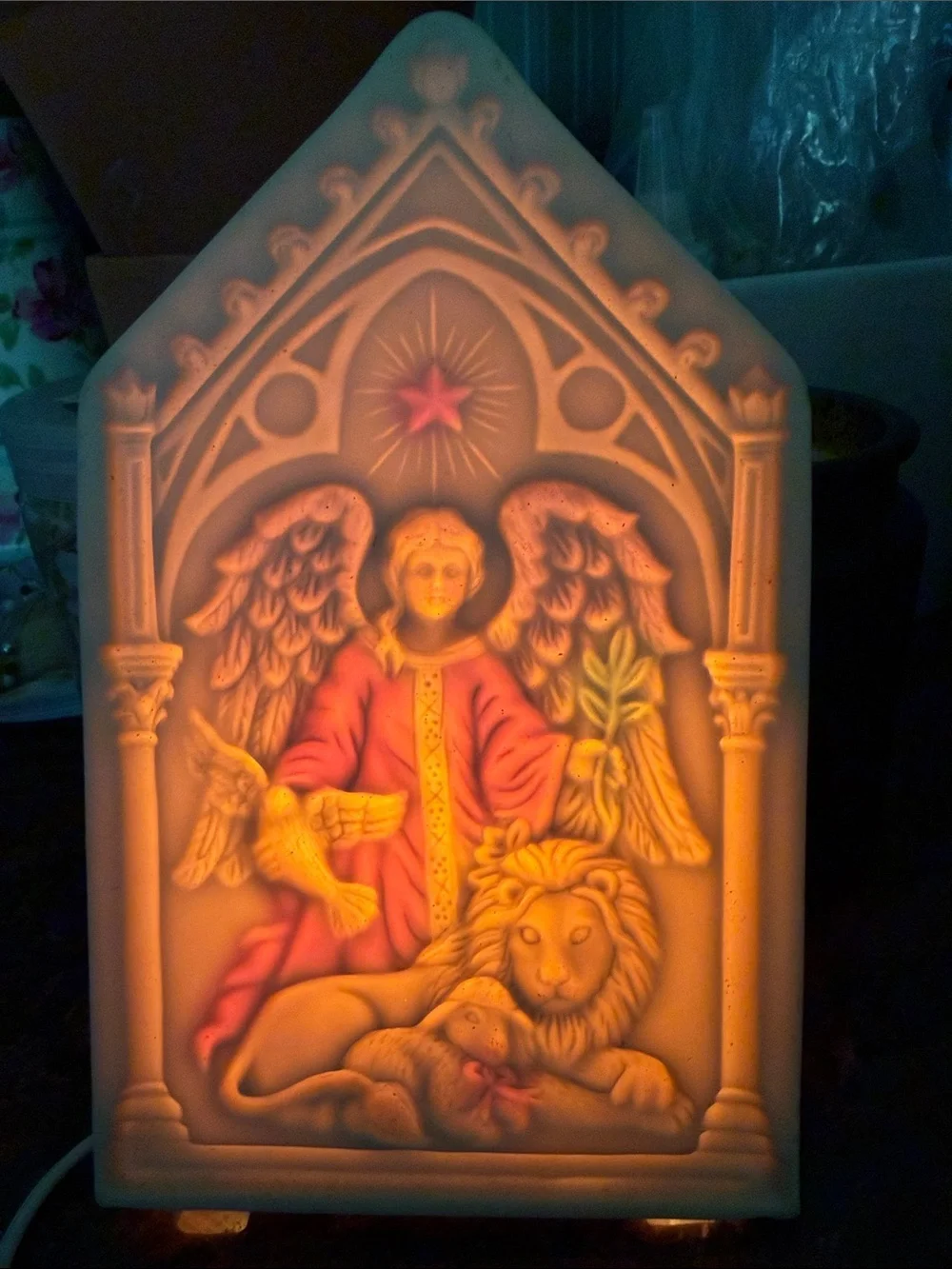 Christmas nite light cream color when unlit angel lion dove of peace lamb 🐑